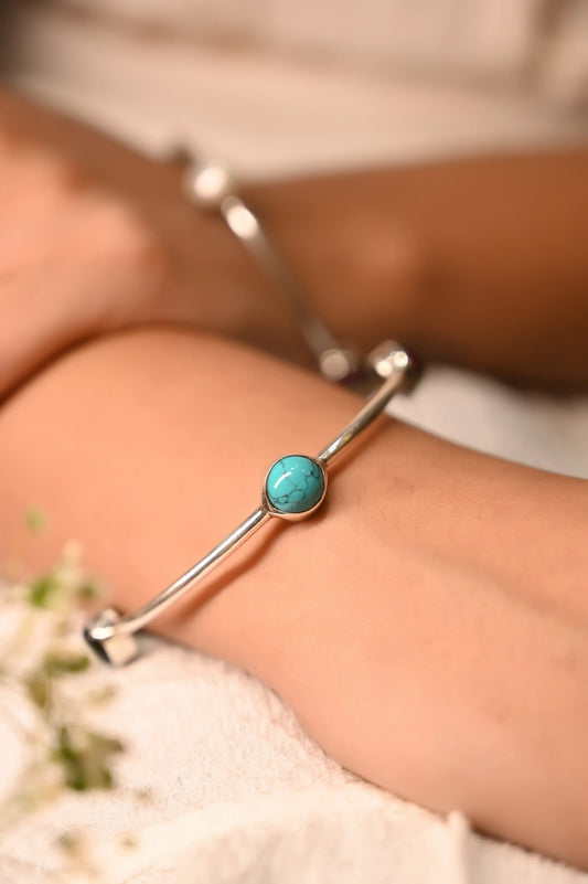 Aadhya Fine Multistone Bangle