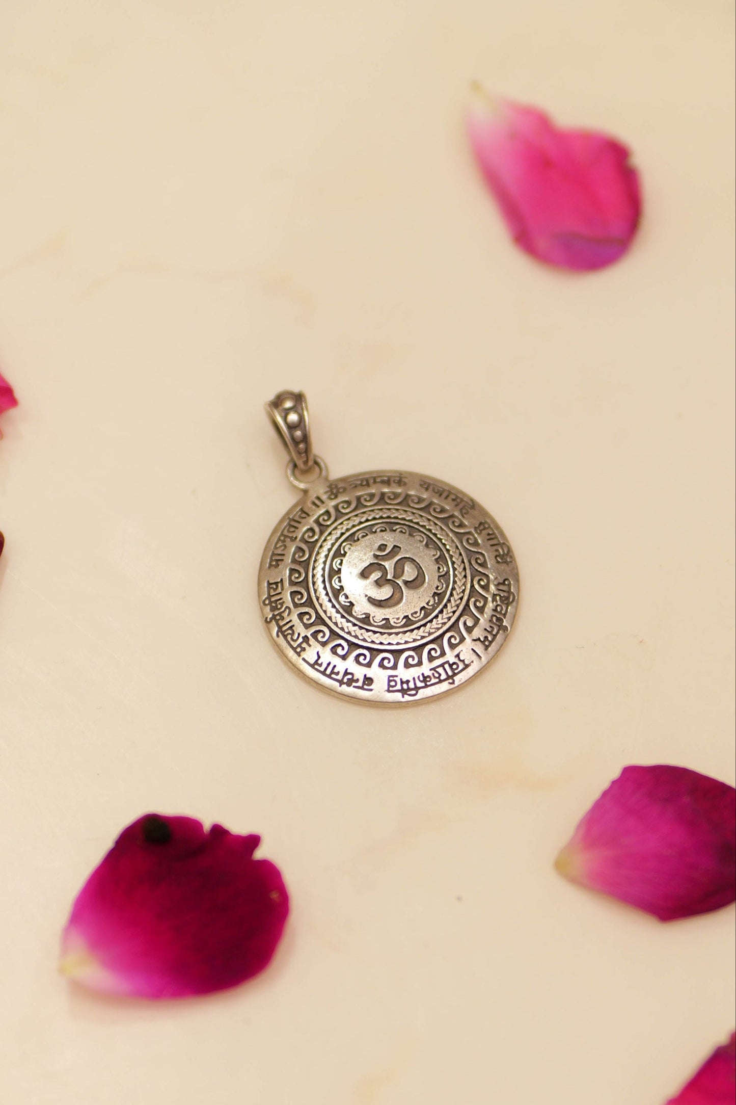 Aadhya Maha Mrityunjaya Om Pendant