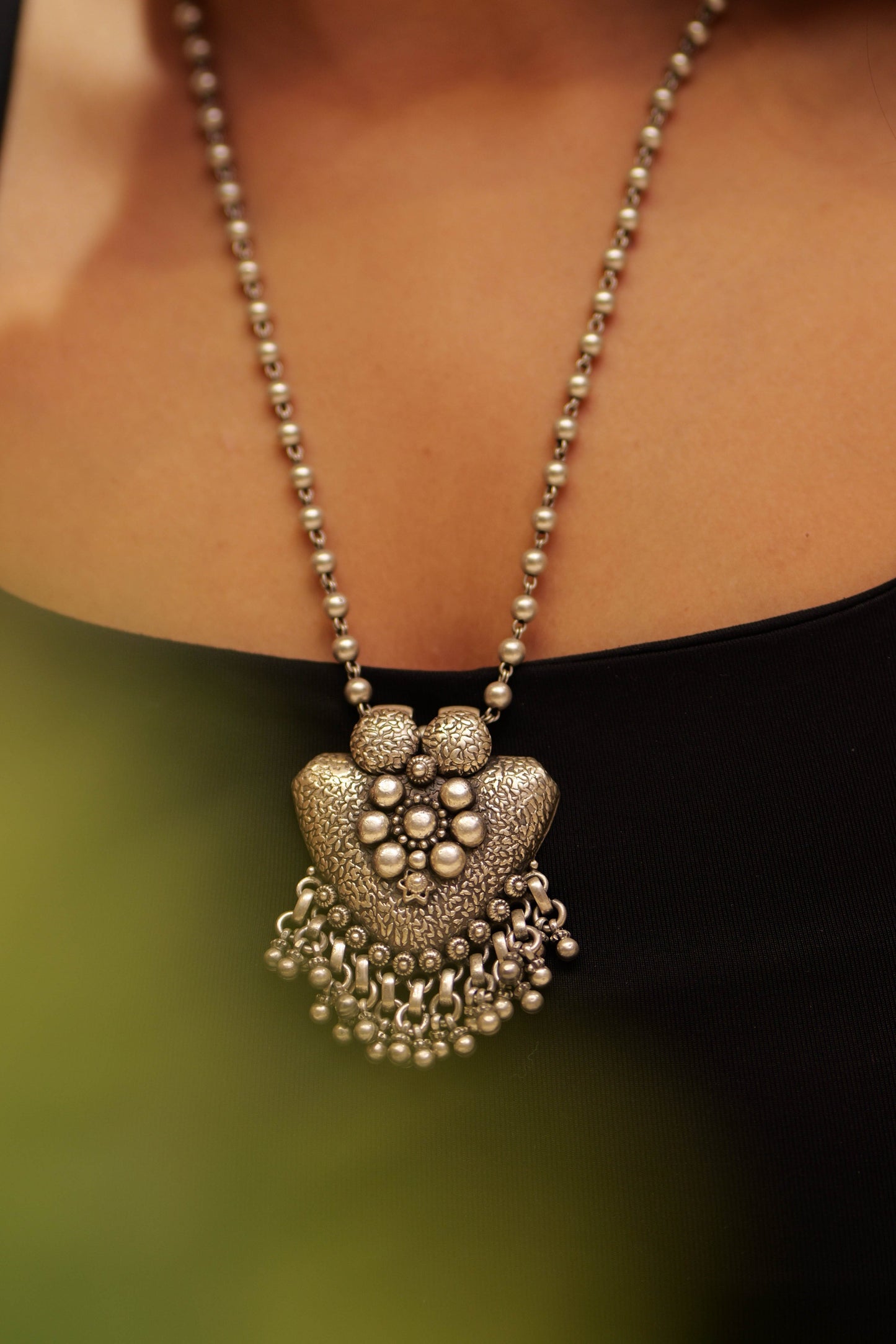 Anokhi Textured Daana Fringe Necklace