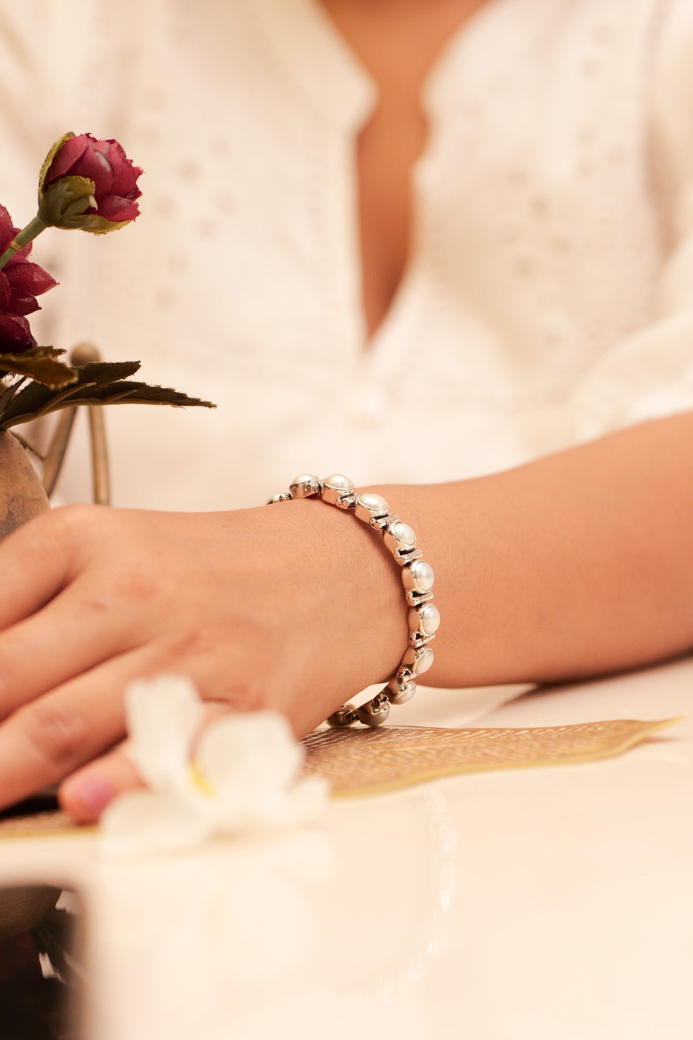 Khia Timeless Pearl Bracelet