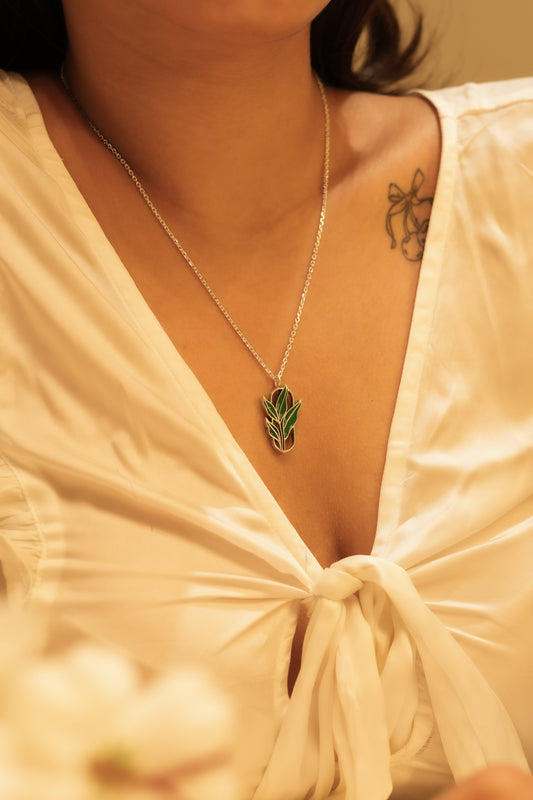 Aadhya Leaf Enamel Pendant