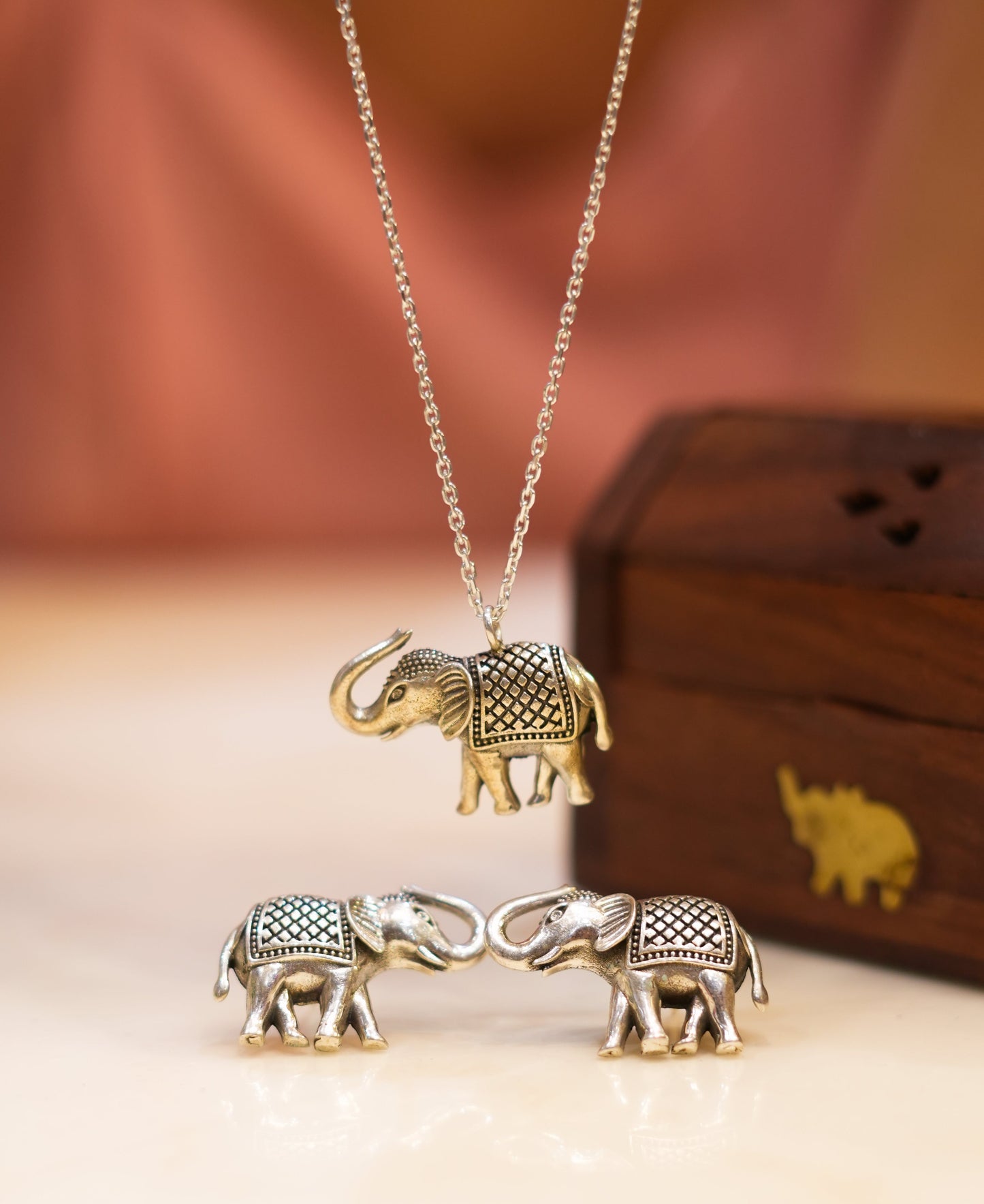 Aadhya Haathi Carved Necklace Set