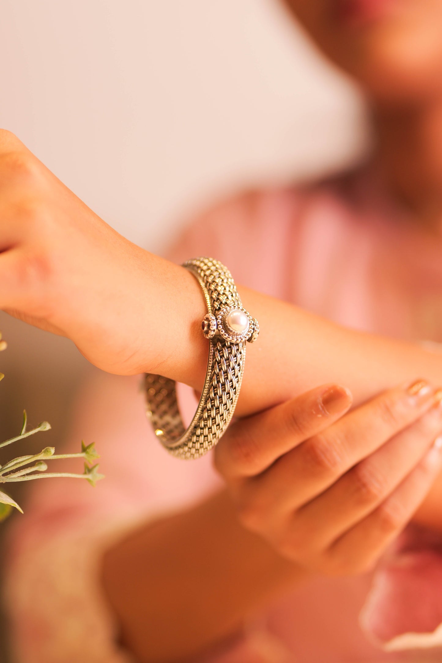 Aadhya Pearl Weave Classic Kada