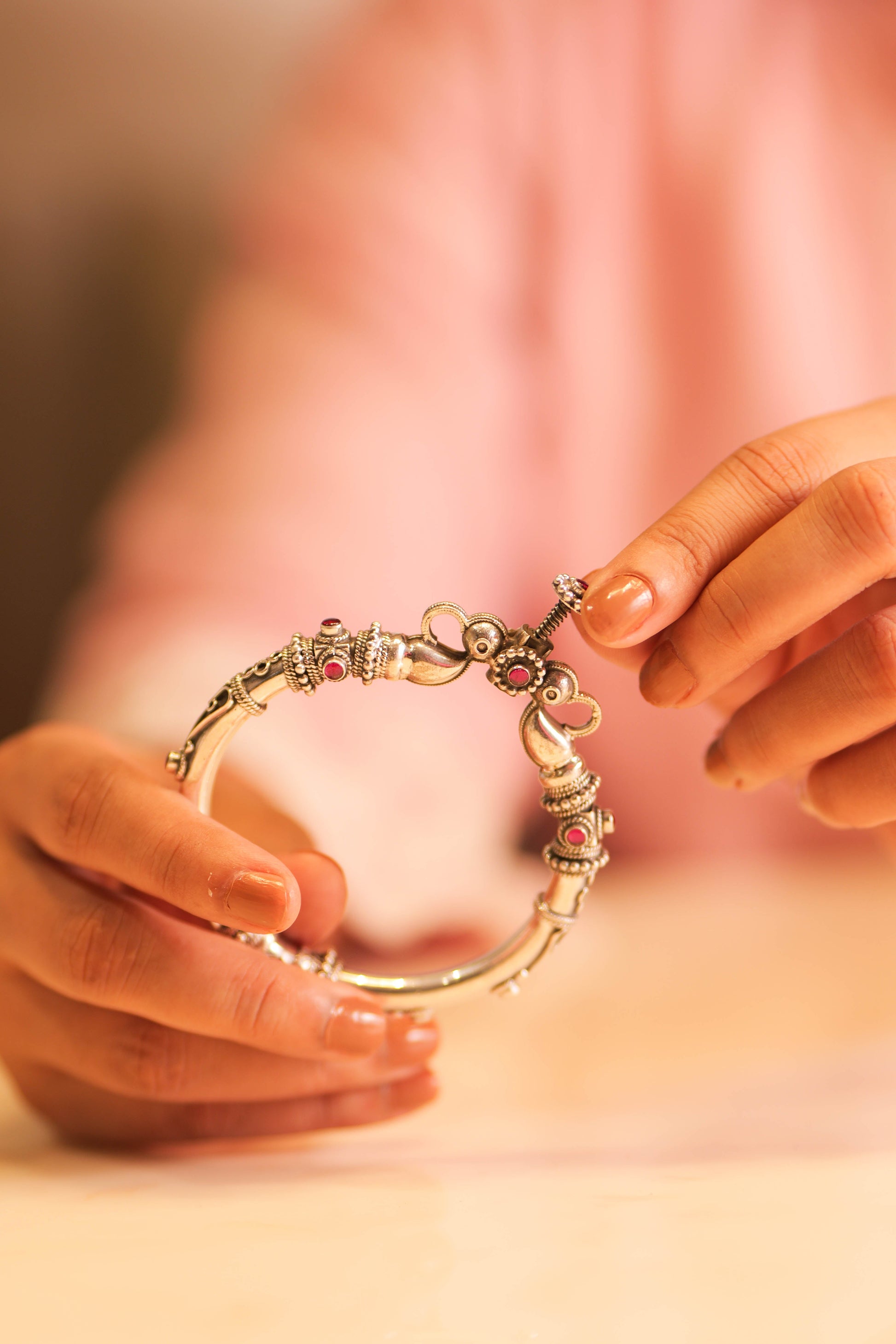 Mishi Ruby Rawa Detailed Kada