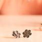 Ruh Embossed Flower Earrings
