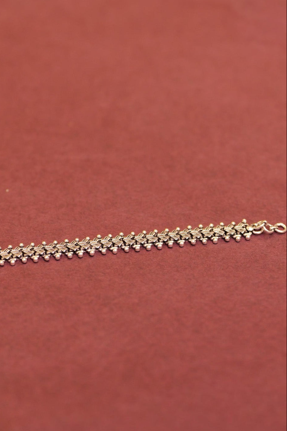 Anaya Timeless Line Arrow Bracelet
