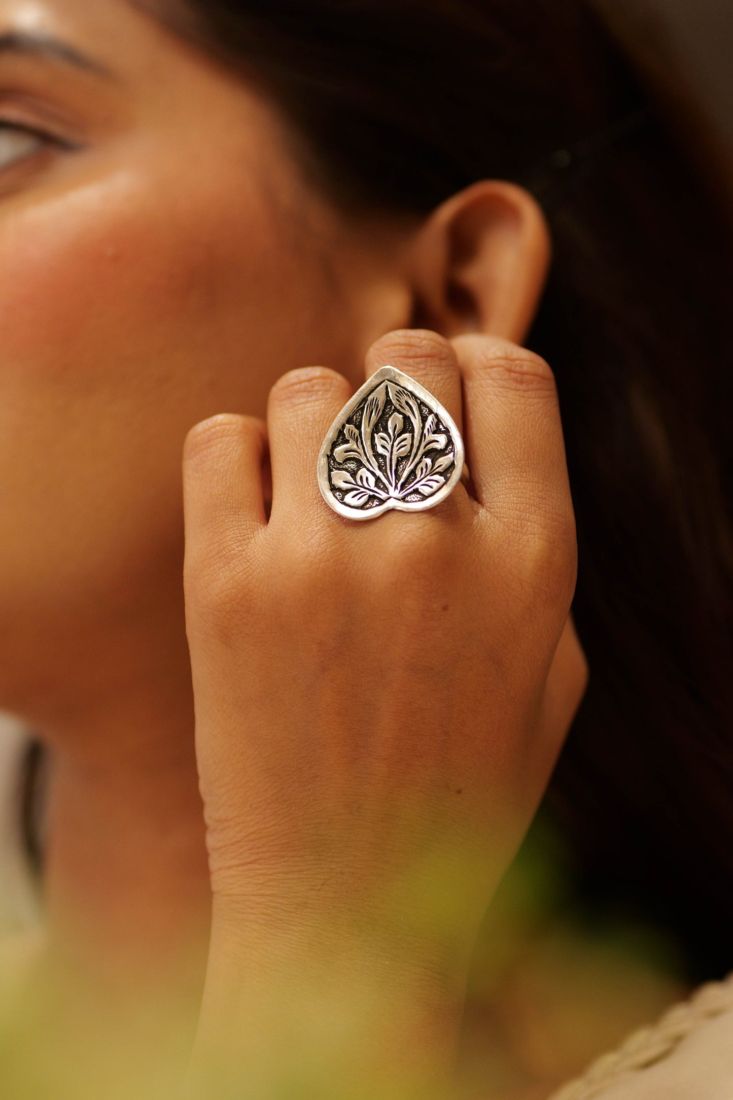 Anaya Floral Leaf Chitai Ring