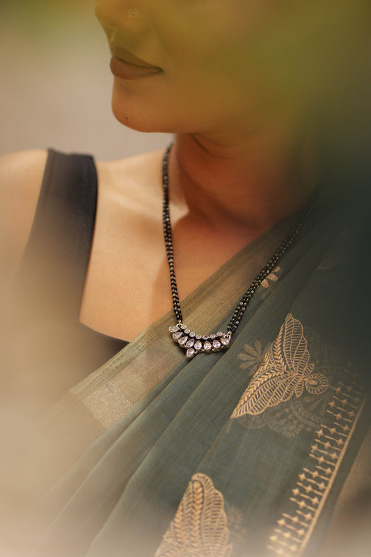 Aadhya Jadau Fine Mangalsutra
