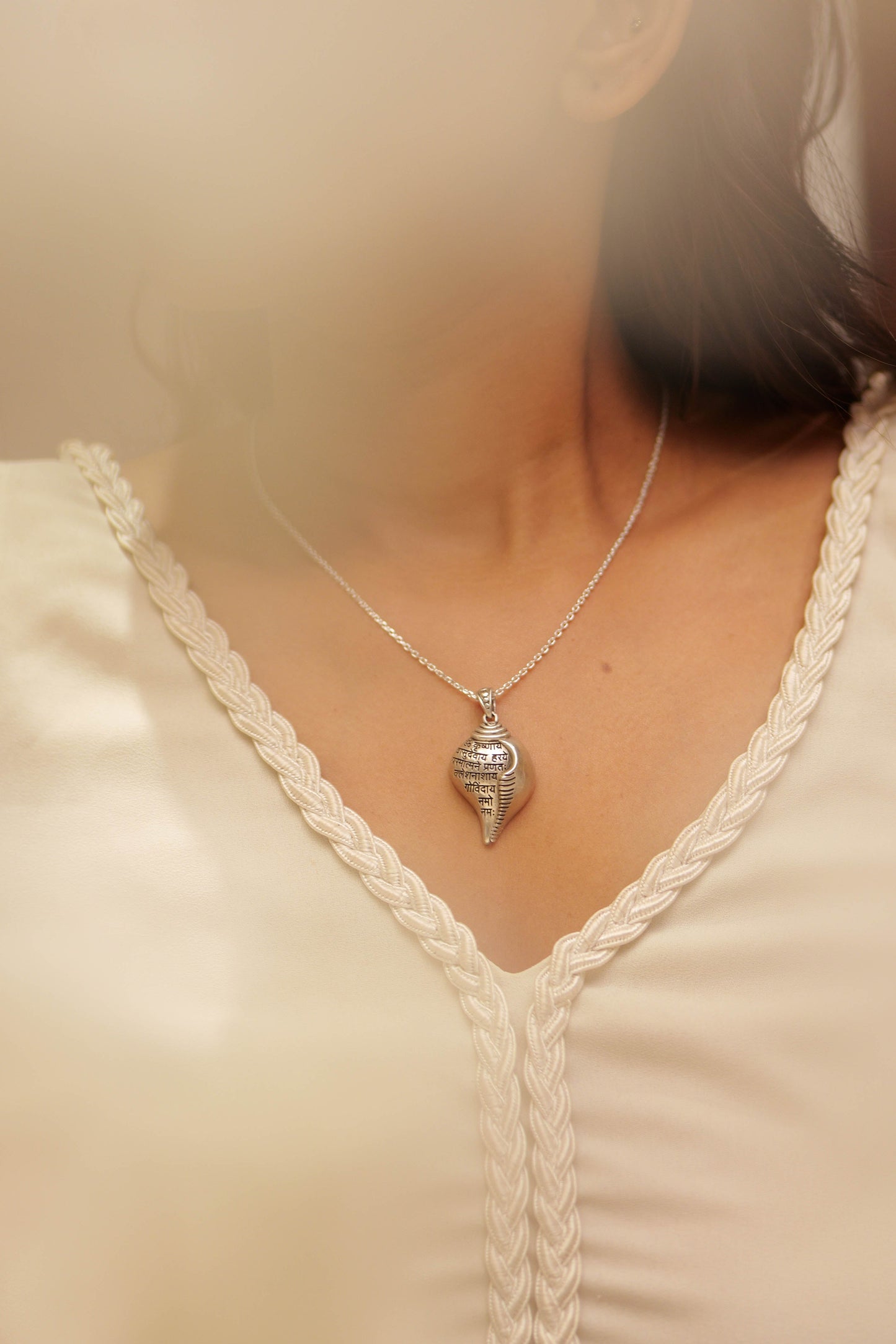Shri Krishna Vasudevaya Shankha Necklace