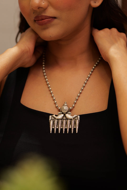 Aadhya Floral Fish Necklace