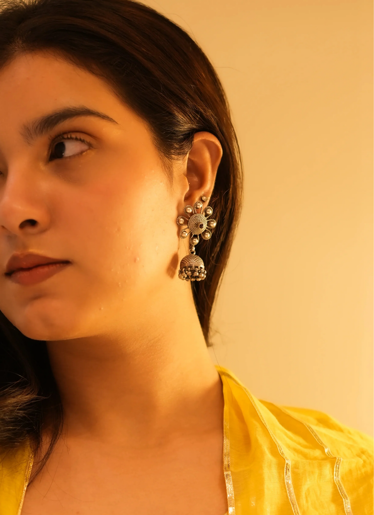 Anokhi Textured Floral Jhumka
